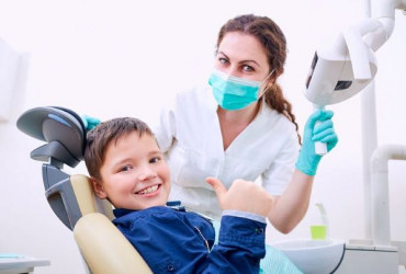 Как проходит лечение зубов во сне у взрослых и детей?